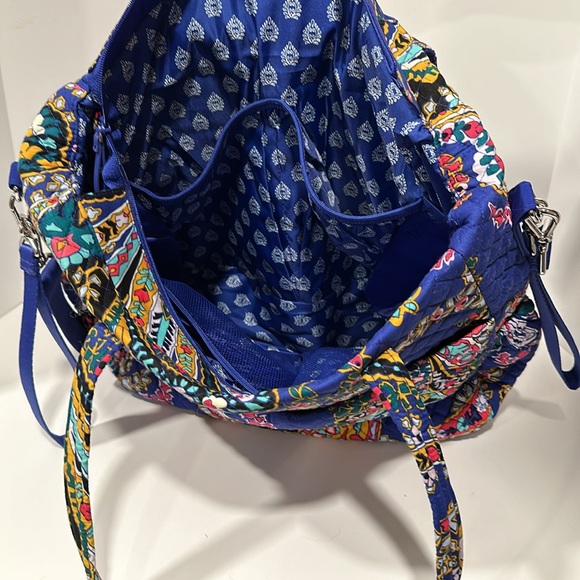 Vera Bradley Overnight Tote Bag - Picture 4 of 5